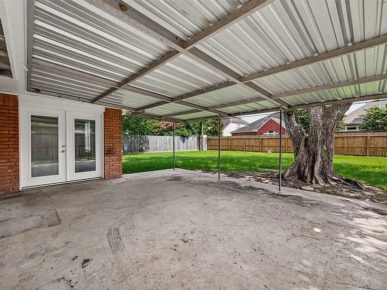 6727 Grovewood Ln — Photo 31