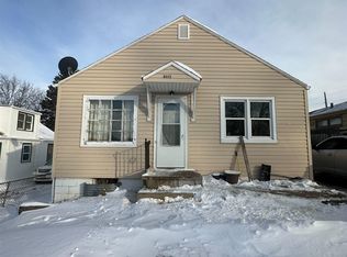 5117 S 48th St, Omaha, NE 68117