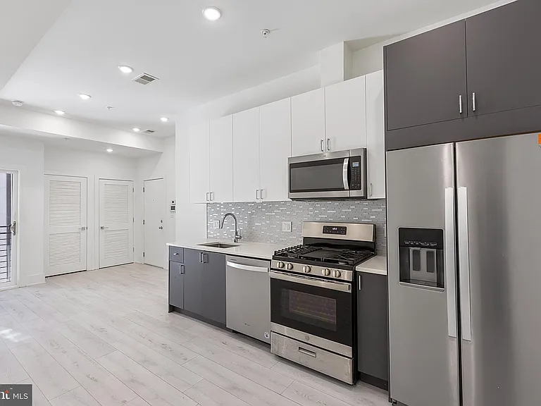 1202 Longfellow St NW #3 — Photo 12