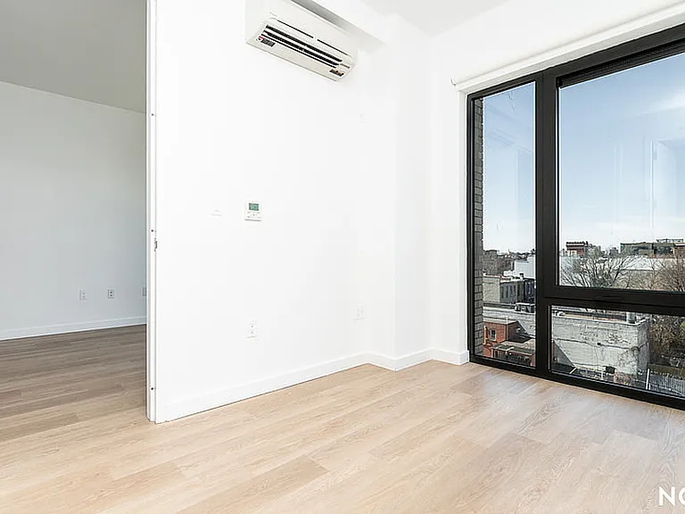 527 Grand Ave #503 — Photo 6