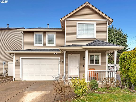 2nd image of 2724 NE 126th Ave