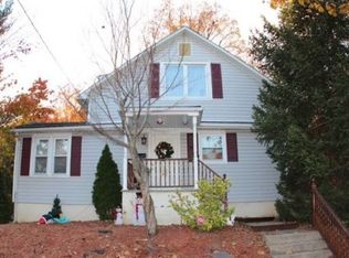 52 Rosedale Ave, Elmwood Park, NJ 07407