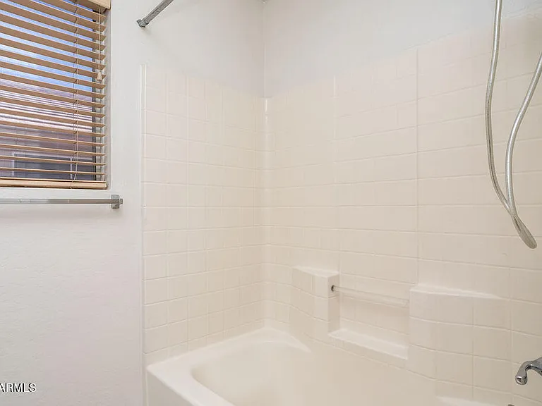 6762 W Del Mar Ln — Photo 24