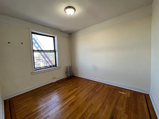 Rented by Sterea Agency | media 12