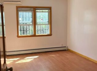 6100 183rd St FLOOR 1, Fresh Meadows, NY 11365