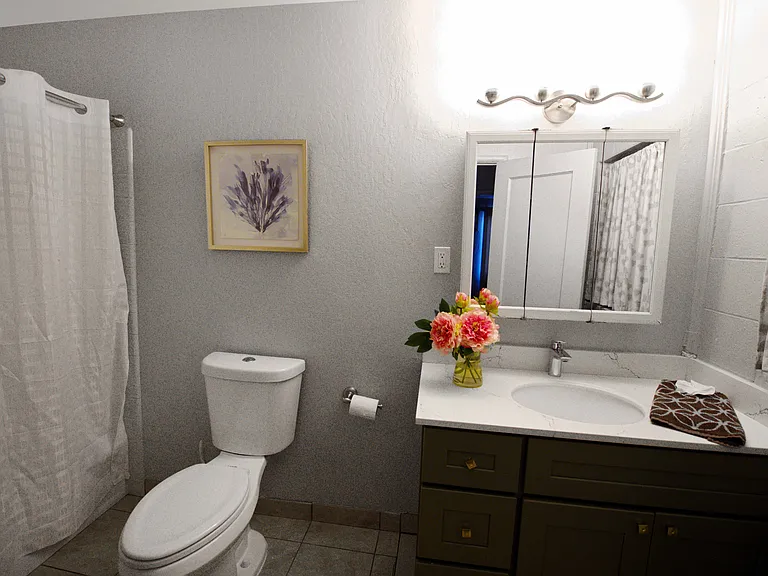 1513 Amador Ave — Photo 3