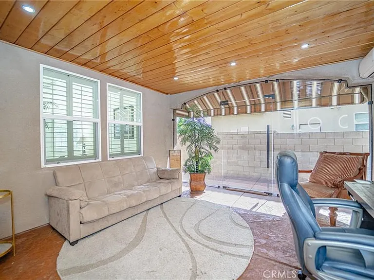 5963 Pinegrove Pl — Photo 15