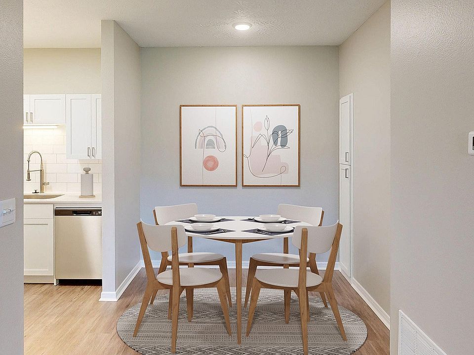 Renovated Dining Room w/ Pantry