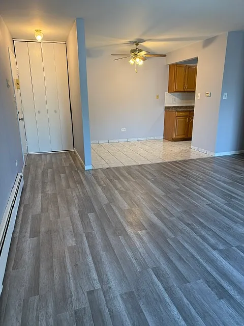 2 bed, 900 sqft, $1,755 — Photo 2