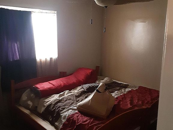 4th image of 210 Adobe Dr