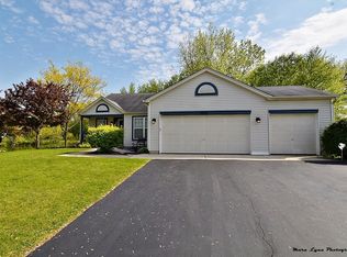 2076 Corinne Rd, Aurora, IL 60506