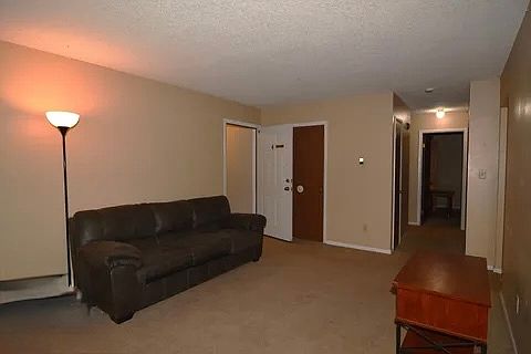 2nd image of 942 W Birch St #4