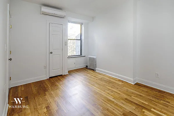 Rented by Warburg | media 21