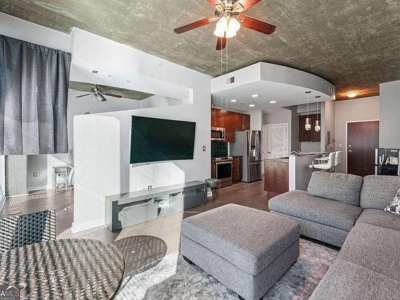 4th image of 400 W Peachtree St NW Unit 1009