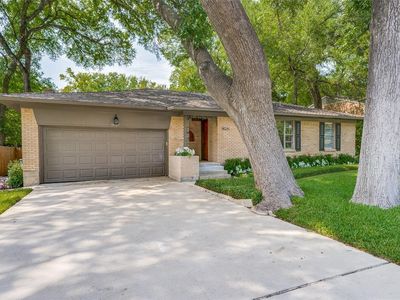 8029 Claremont Dr, Dallas, TX, 75228