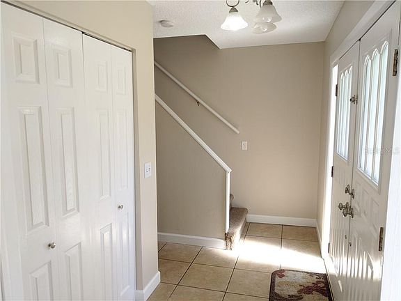 5th image of 12811 Starling Dr