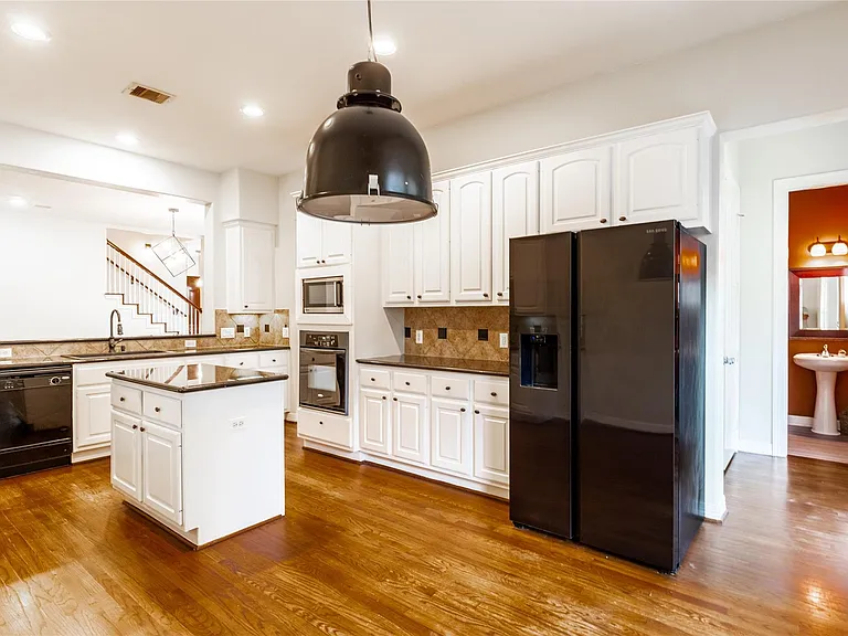2923 Royal Oaks Crst — Photo 12