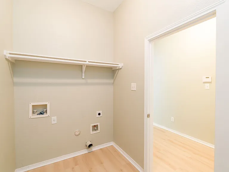 11516 Sunny Creek Ln — Photo 8