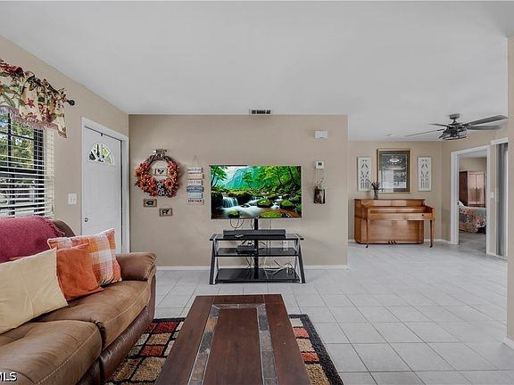 3rd image of 2013 Clipper Ter