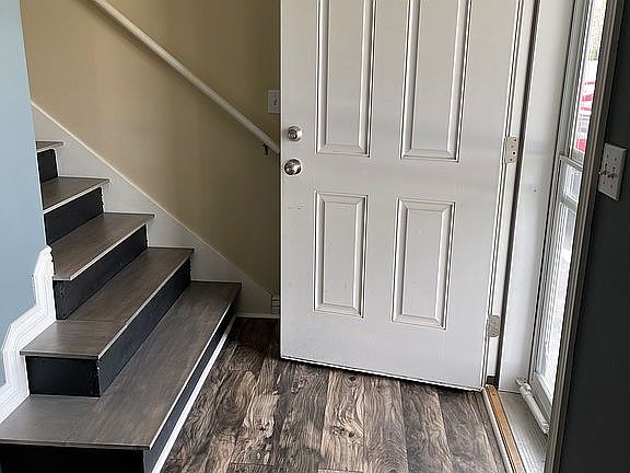 Entry way