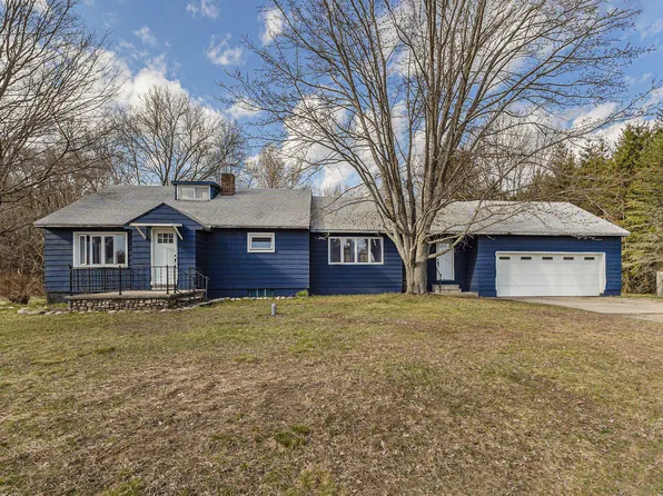 874 W Wilke Rd, Rothbury, MI 49452