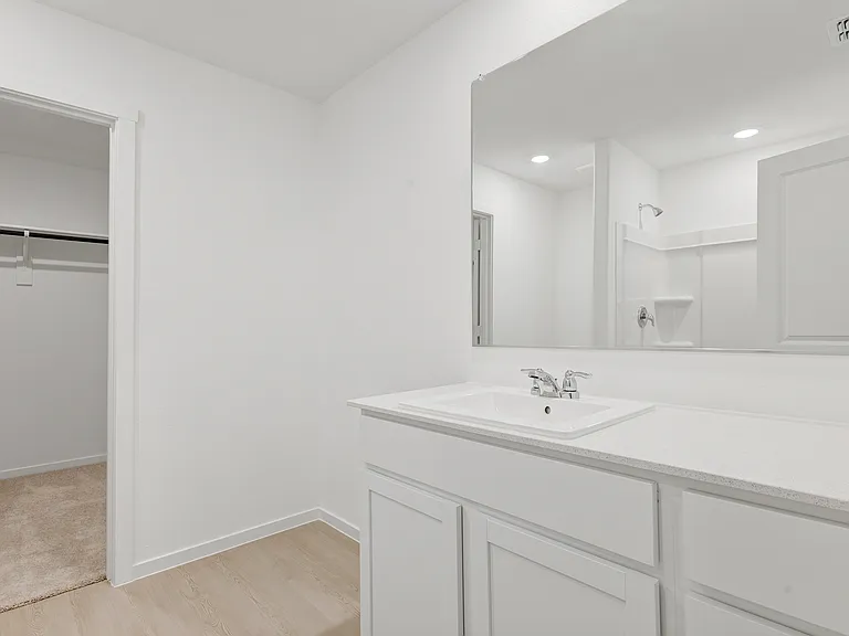 1621 Baugh St — Photo 10