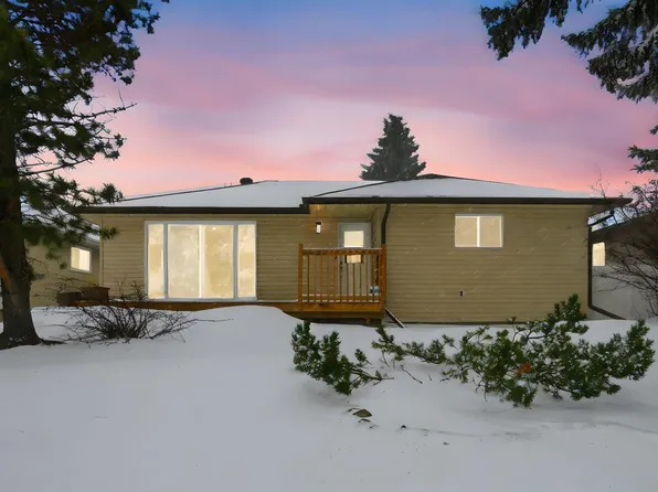 5711 95th Ave NW, Edmonton, AB T6B 1A4