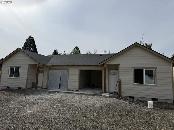 1185 37th Ct, Sweet Home, OR 97386