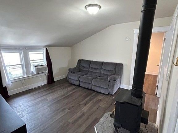 4th image of 789 Crescent Ave Floor 3