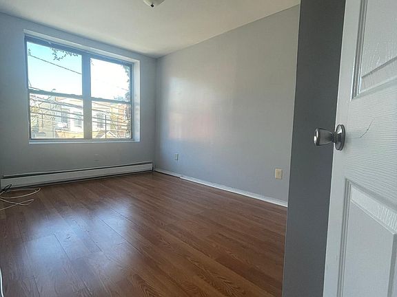 4th image of 205 Union St #9A