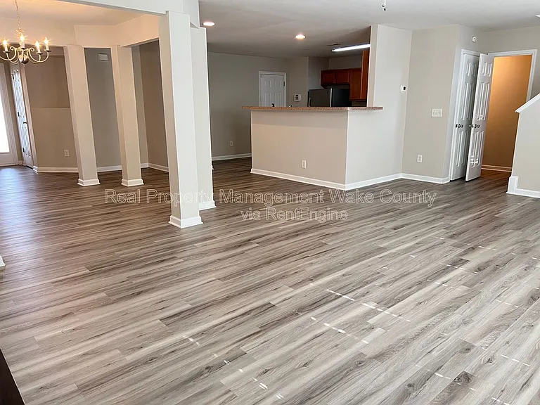 3790 Burtons Barn St — Photo 8