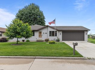 2816 E Henry St, Appleton, WI 54915