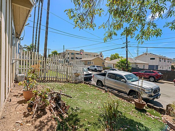 5th image of 5618 Riley St