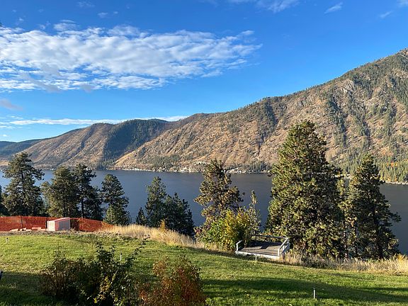 2nd image of 1983 Summit Blvd