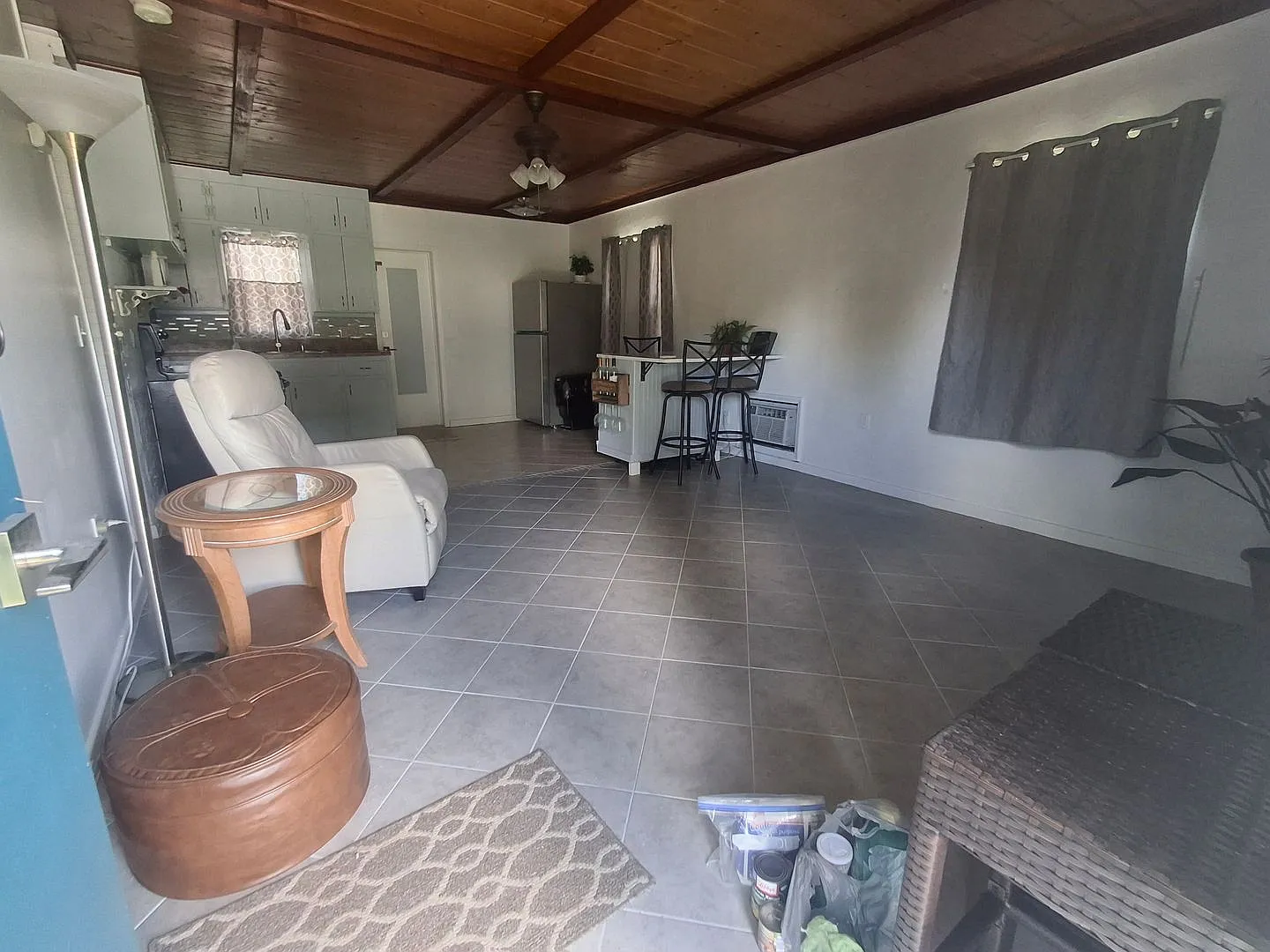 $1,100 per month | 1 Bedrooms | 1 Bathroom* — Photo 2
