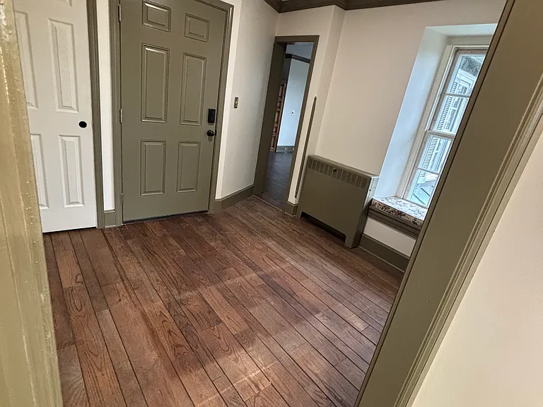 28 W Main St #3 — Photo 3
