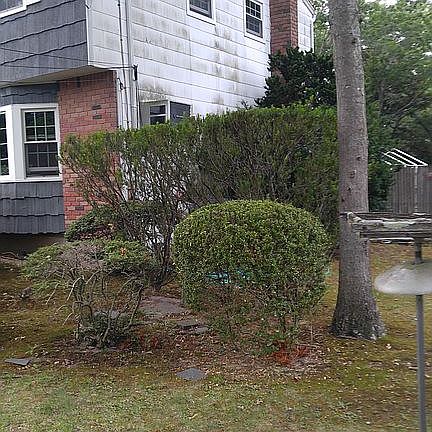 2nd image of 2215 Motor Pkwy
