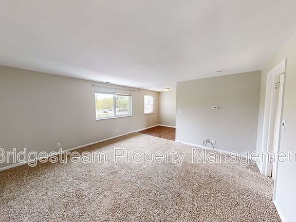 2nd image of 92 W Franklin St #5
