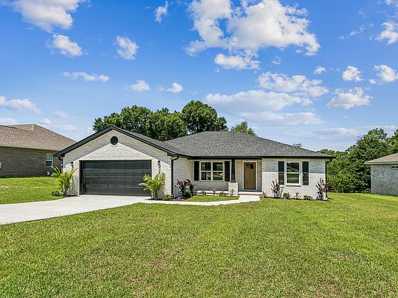 2nd image of 249 Paradise Palm Cir
