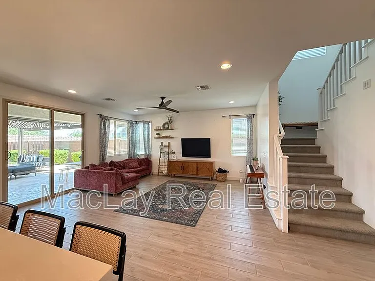10312 E Revolution Dr — Photo 10
