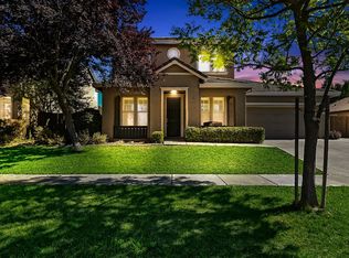 1038 Hacienda Dr, Plumas Lake, CA 95961