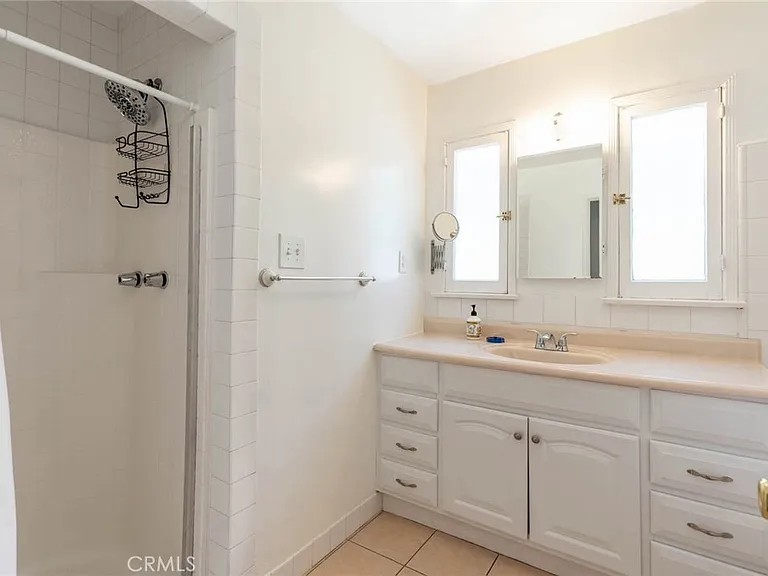 4444 Tujunga Ave — Photo 26
