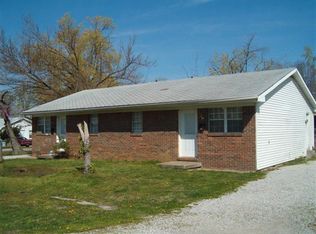 304 E Gray St, Newburgh, IN 47630
