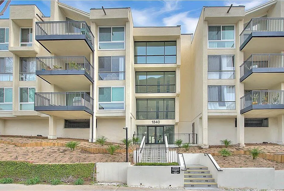 1340 S Beverly Glen Blvd #314