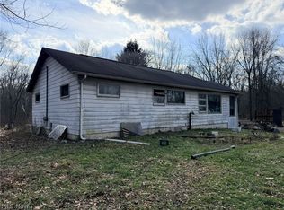 6223 Wayland Rd, Wayland, OH 44266