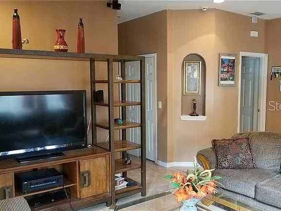 2nd image of 574 Hibiscus Cove Dr