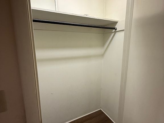 4th image of 102 E Second St