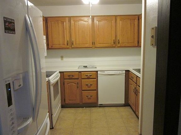 5th image of 2929 Sunnyside Dr #305A