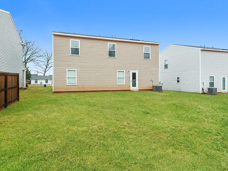 222 Wadsworth Rd — Photo 14