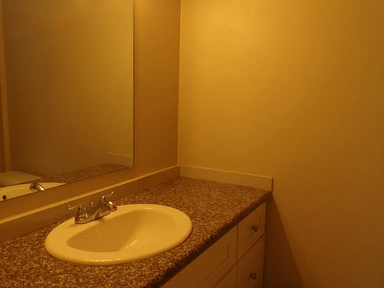 759 N Sunrise Dr — Photo 10